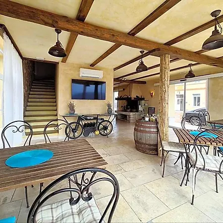 Stara Sola - Oleander Hotell 3*
